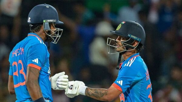 Ishan Kishan and Hardik Pandya's Remarkable Partnership Rescues India from an Early Crisis