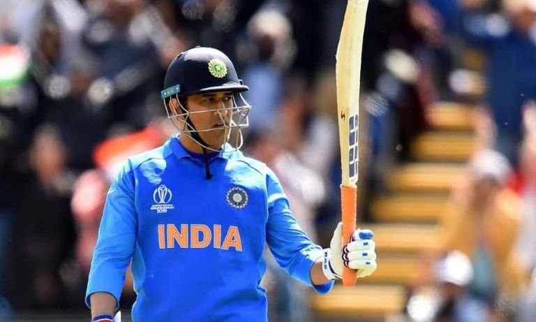 Sunil Gavaskar Provides Clarity on Dhruv Jurel Comment: 'MS Dhoni Stands Alone'