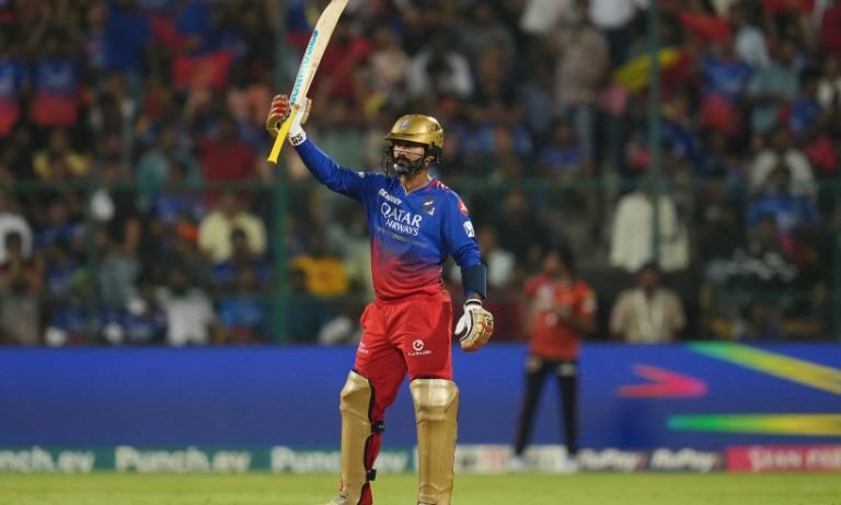 Dinesh Karthik says the 300-run barrier could be broken in IPL 2024