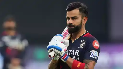 Virat Kohli's Post Powerplay Slow Down, Intentional or Not?