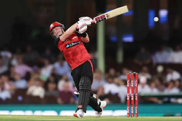 RCB’s Star Signing Jacob Bethell Impresses with Crucial Knock in BBL 2025