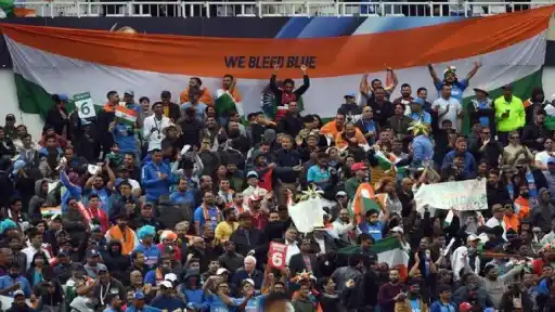 Mumbai comes alive with celebrations as fans dance with joy after Virat Kohli’s brilliant century and Team India’s thrilling victory against Pakistan. A night to remember!