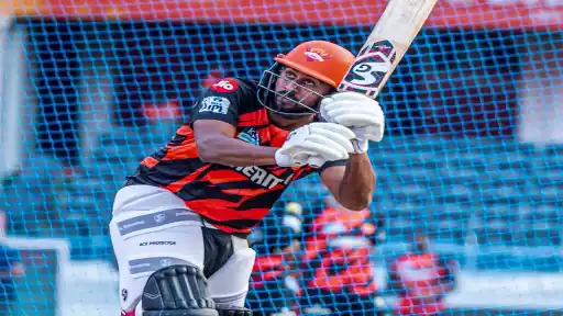 Kamindu Mendis.webp