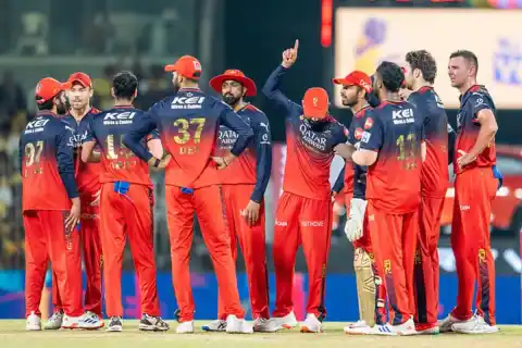 Team-RCB-Celebrates-Victory