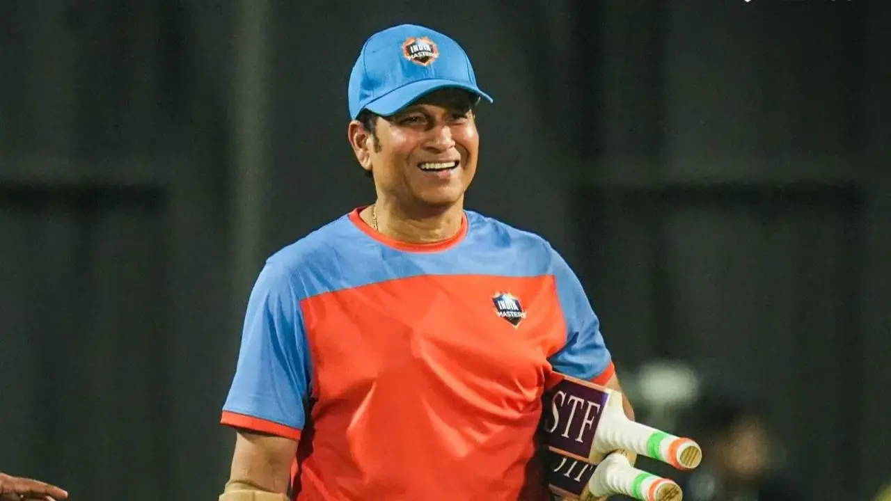 Watch: Sachin Tendulkar Shows His Class with a Stunning Fifty