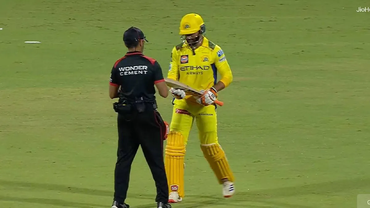 Ravindra Jadeja's bat was rejected by the umpires during the CSK vs SRH IPL match in Chennai.