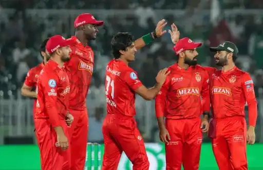 Australian cricketer Matthew Short, walking off the field after injury during the Champions Trophy 2025, was later ruled out of PSL X.