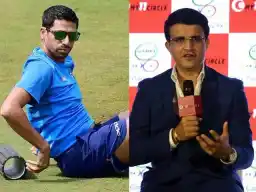Ashish Nehra and Sourav Ganguly