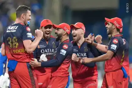 Twitter reaction after MI vs RCB clash