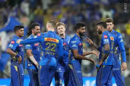 Fans go crazy as MI win the big revenge match against CSK