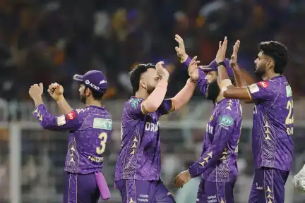 Fans Celebrate as KKR Outclass Rajasthan Royals with Dominant Show