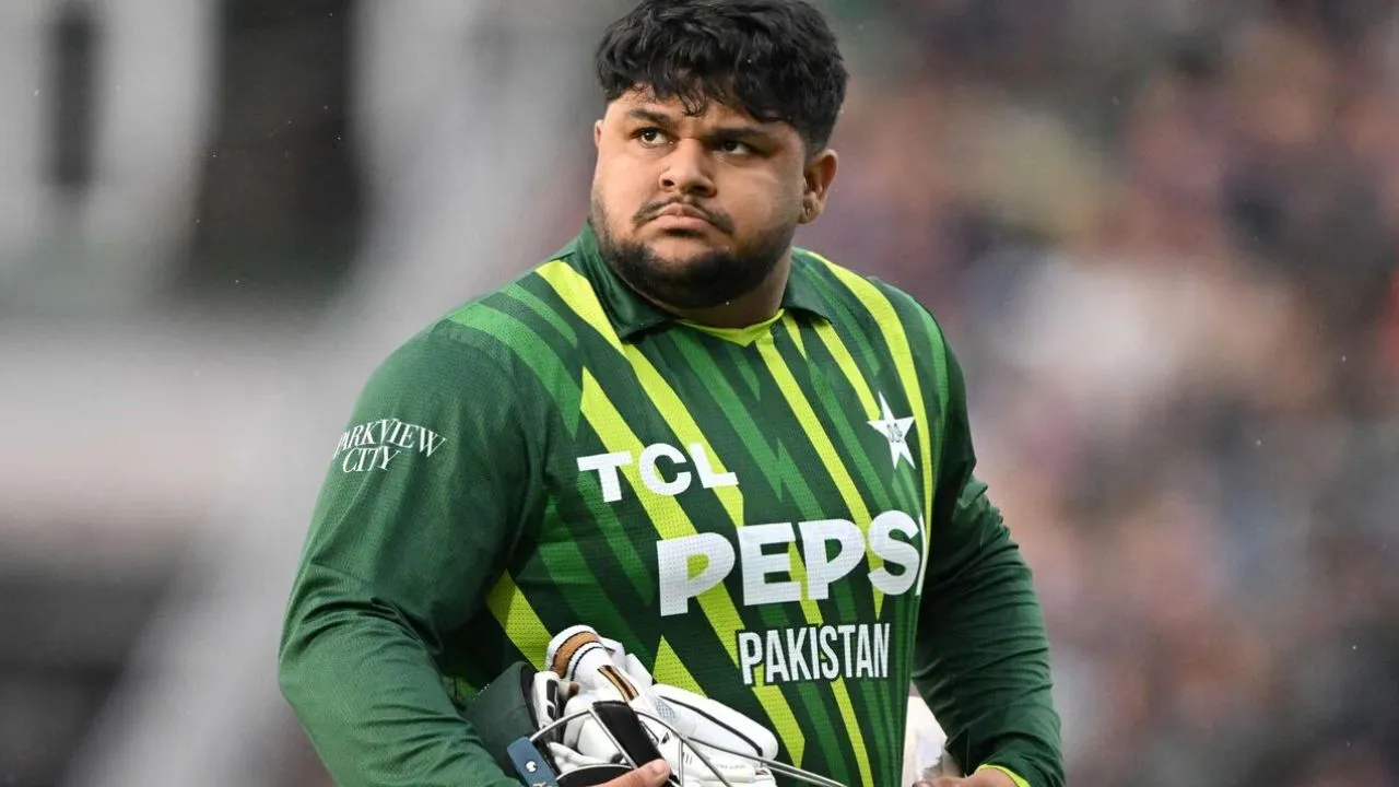 Azam-Khan-Pakistani-Crickter.webp
