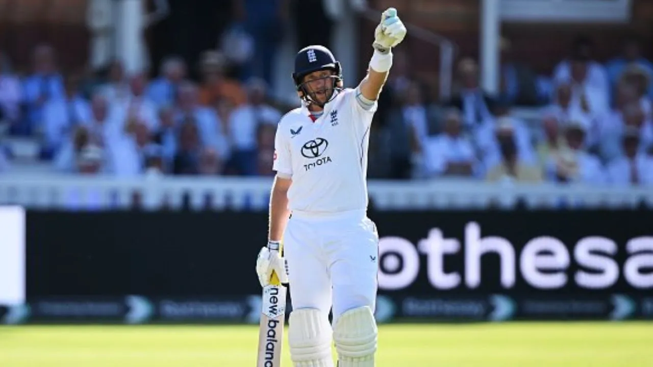 Joe-Root-3000-Test-runs-against-India.webp
