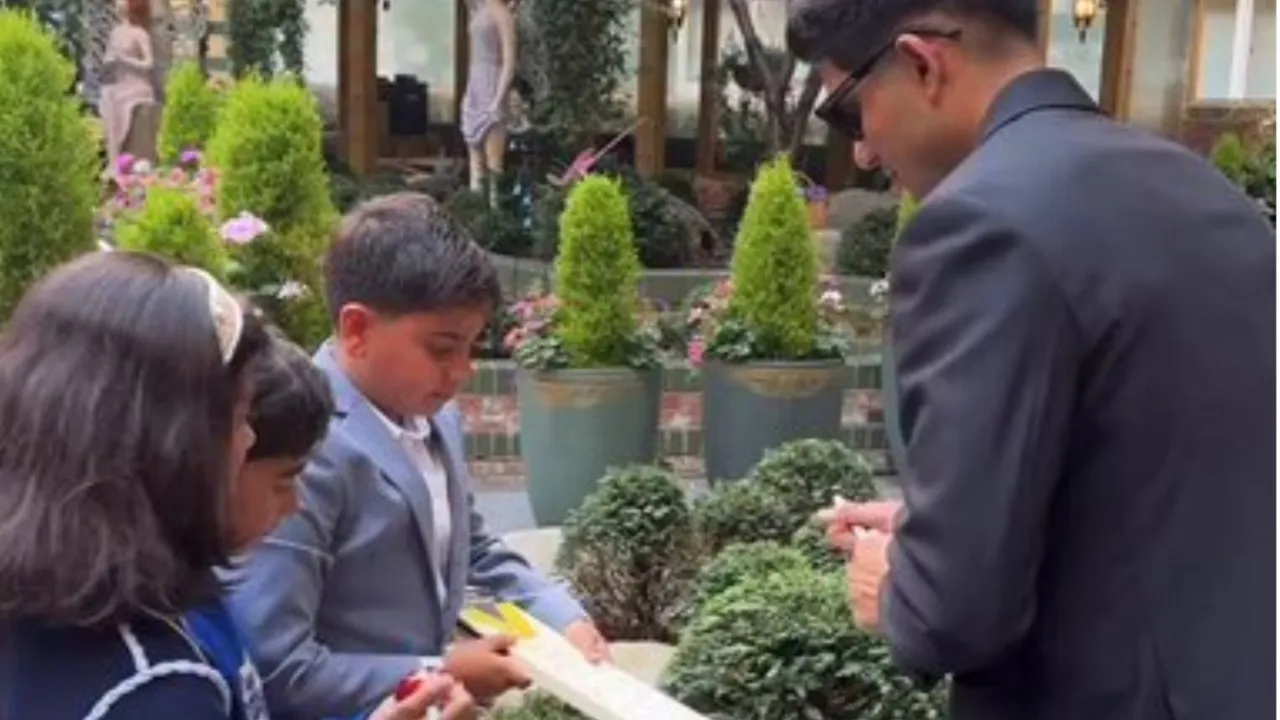 Watch Shubman Gill giving autographs to kids. 