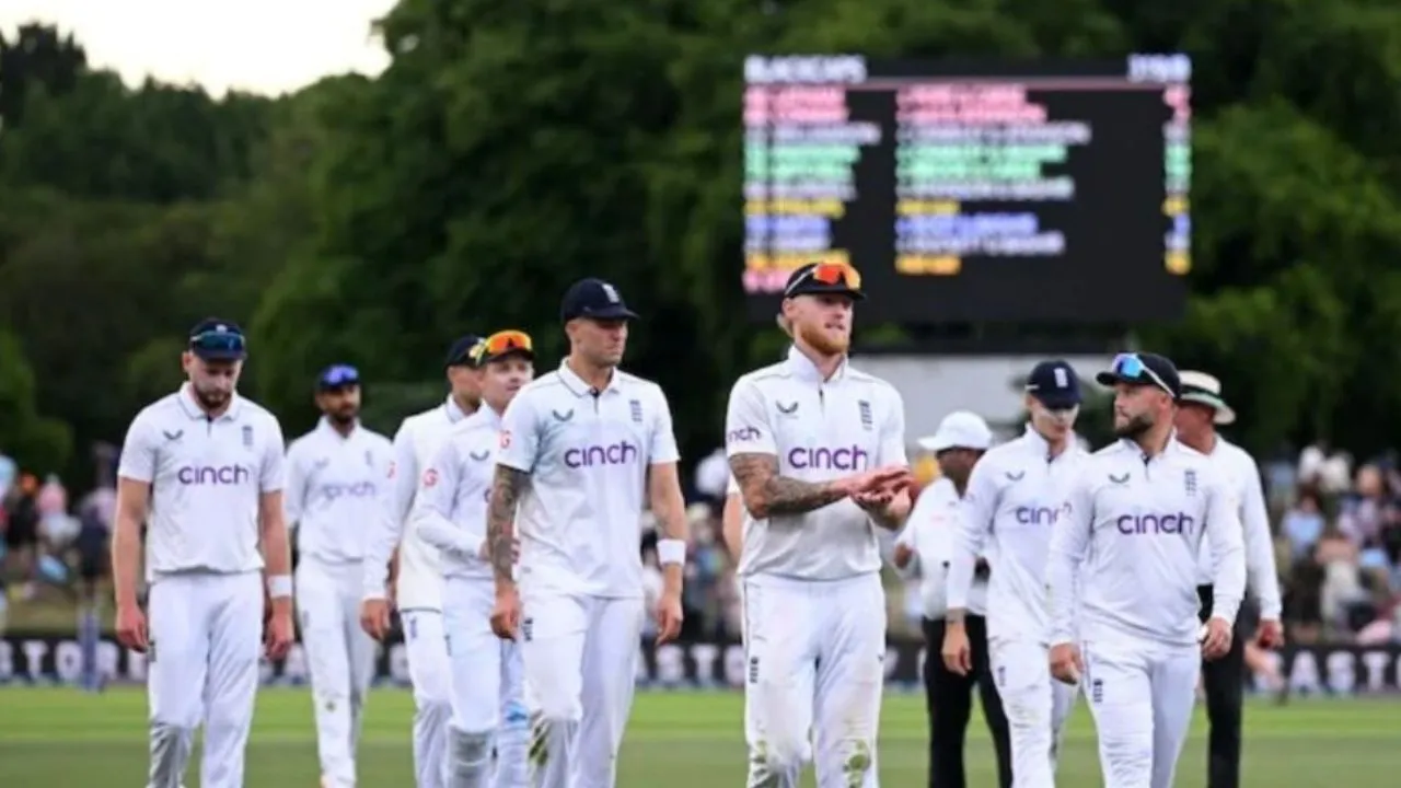 The-England-Men’s-Test-team.webp