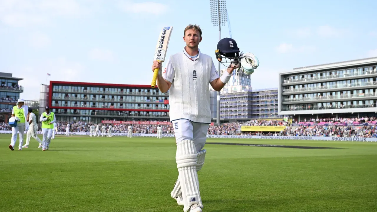 Former Australia batter reflecting on Joe Root's Test record. 