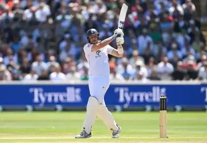  Fans React as Jamie Smith Becomes First England WK to Score 150+ Against India in Tests