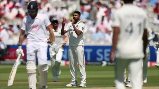 Mohammed Siraj pays tribute to Diogo Jota. 