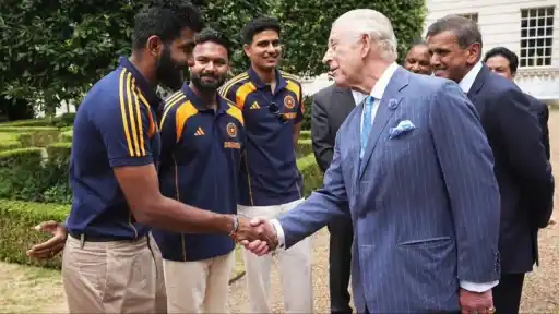 Indian team meets King Charles III.