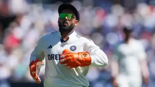 Risahabh-Pant-Lord's-Test-injury.webp