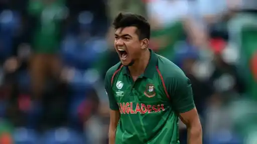 Taskin-Ahmed-Bangladesh.webp
