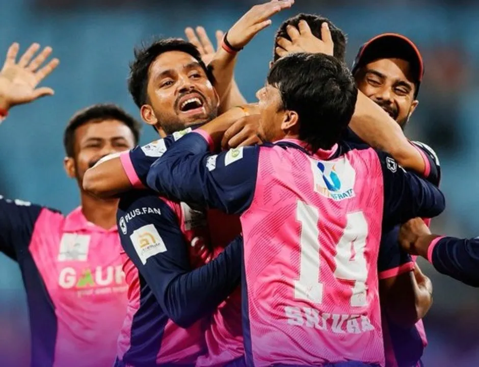 Gorakhpur Lions vs Kanpur Superstars