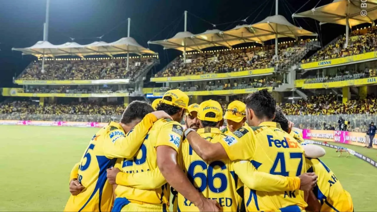 star CSK player decides to retire from IPL. 