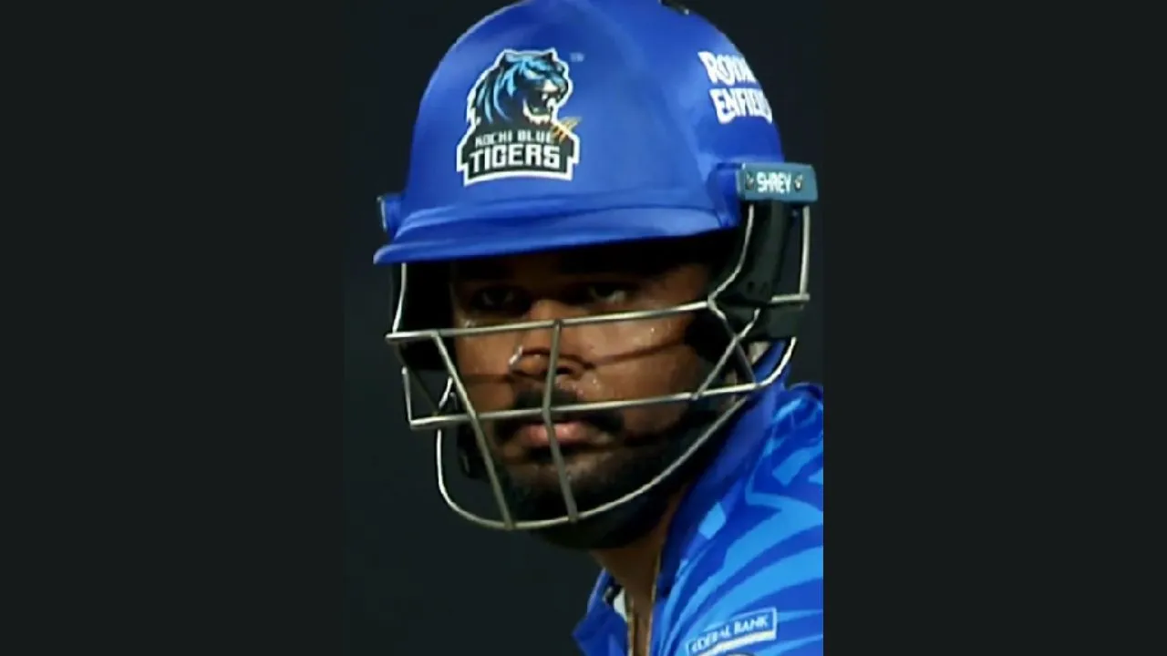 Sanju-Samson-3-sixes-in-an-over-KCL-2025.webp
