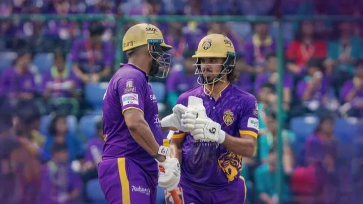  New Delhi Tigers lost to West Delhi Lions in the DPL 2025 match 23