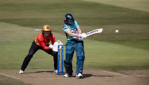  Birmingham Phoenix Women lost to Oval Invincibles Women in the Hundred Women's 2025 match 10
