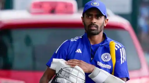 Abhimanyu-Easwaran_Gautam-Gambhir-1.webp