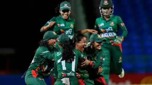 Bangladesh-Women's-cricket-team.webp