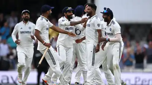 Mohammed Siraj holds nerve as India edge England by 6 runs in Oval thriller