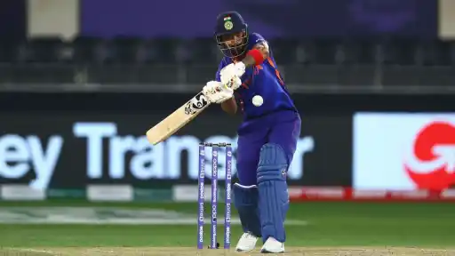  Former India star opines on KL Rahul's T20I position. 