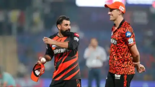 Mohammed Shami sparks speculation on leaving SRH.