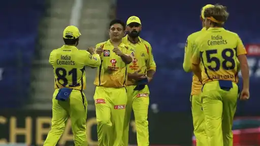 Piyush-Chawla-with-CSK.webp