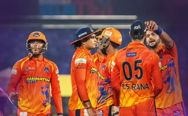 West Delhi Lions Thrash Central Delhi Kings by 3 runs