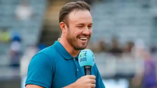 _AB-de-Villiers-Stuns-Fans-with-Kohli-vs-Tendulkar-Verdict.webp