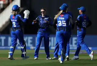 Birmingham Phoenix Women lost to London Spirit Women in the Hundred Women's 2025 match 18