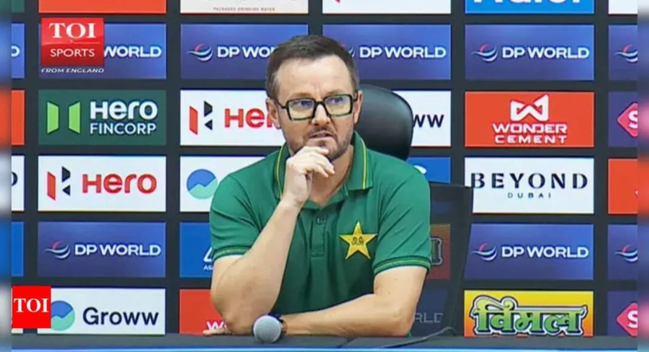 Pakistan Coach’s Bold Statement Ahead of India Clash