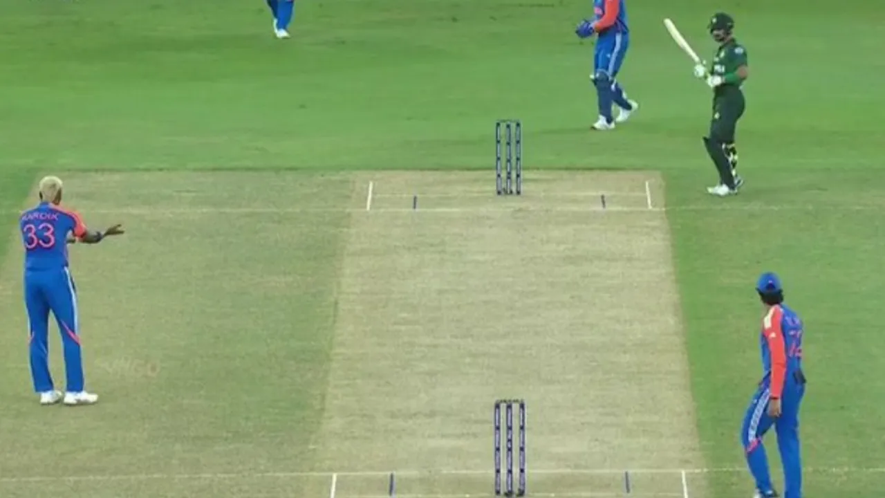 Hardik Pandya engaged in verbal banter with Sahibzada Farhan. 