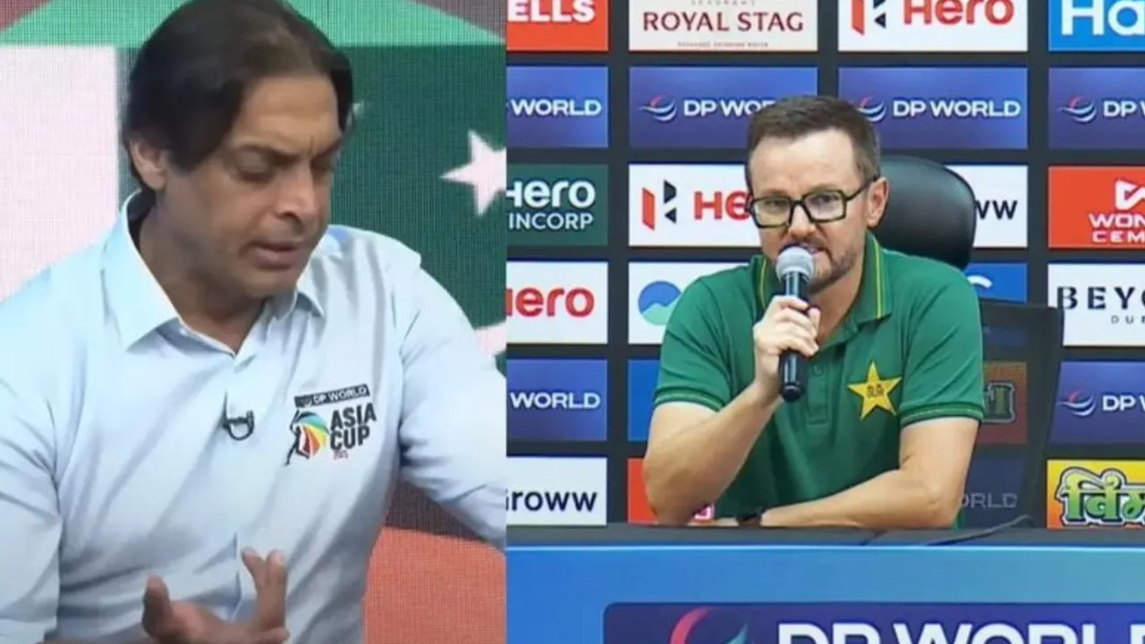 Shoaib Akhtar blasts at Mike Hesson's coaching decisions. 