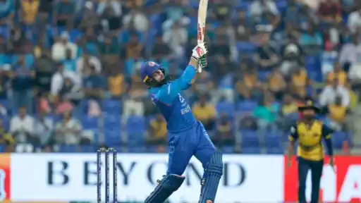 Mohammad Nabi smashes five consecutive sixes in 20th over.