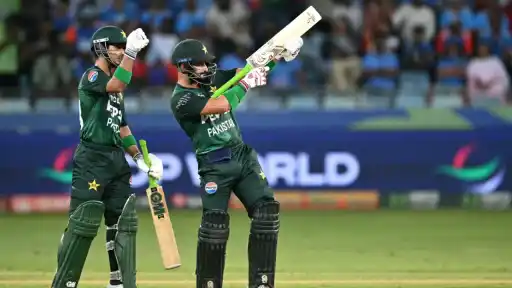 Sahibzada Farhan makes controversial celebration for half-century in IND vs PAK. 