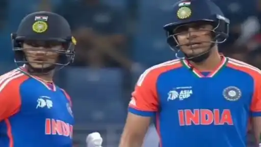 Shubman Gill's firing words at Shaheen Afridi after hitting boundary during IND vs PAK Super 4 clash.