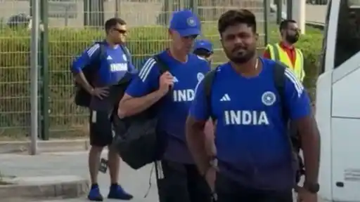 Sanju-Samson-Dubai-Fans.webp