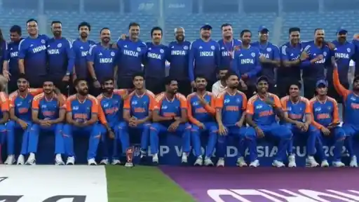 WATCH-Team-India-celebrated-without-trophy-after-winning-IND-vs-PAK-Asia-Cup-2025-Final.webp