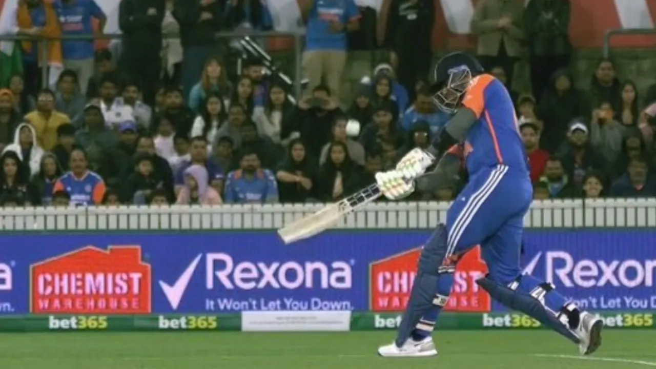 Suryakumar Yadav smashes Nathan Ellis for superb 6. 