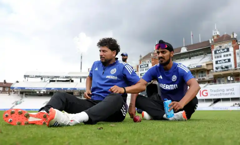 “Pataake kahan hai?” – Arshdeep and Kuldeep’s fun diwali reel goes viral during Aussie tour