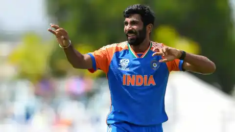 jasprit-bumrah-mumbai.webp